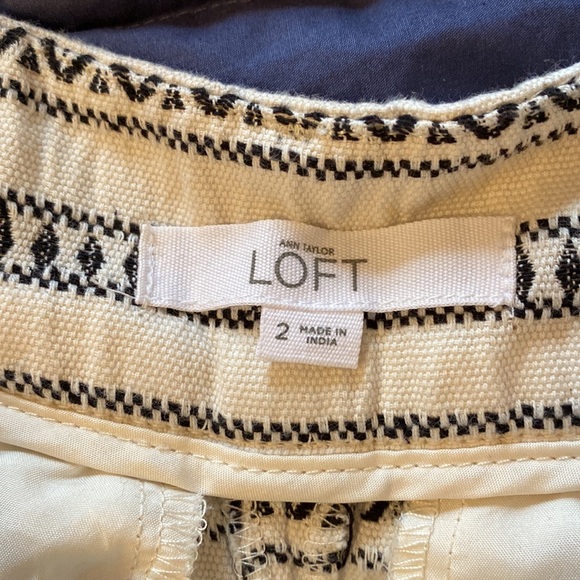 Ann Taylor Loft size 2 shorts - Picture 6 of 7